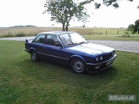 BMW 320i SOLGT billede 11