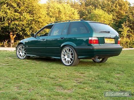 BMW 320i Touring 1996 (Solgt) billede 2