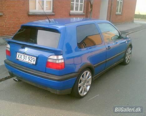 VW Golf GTI 8v *solgt* billede 15
