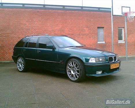 BMW 320i Touring 1996 (Solgt) billede 4