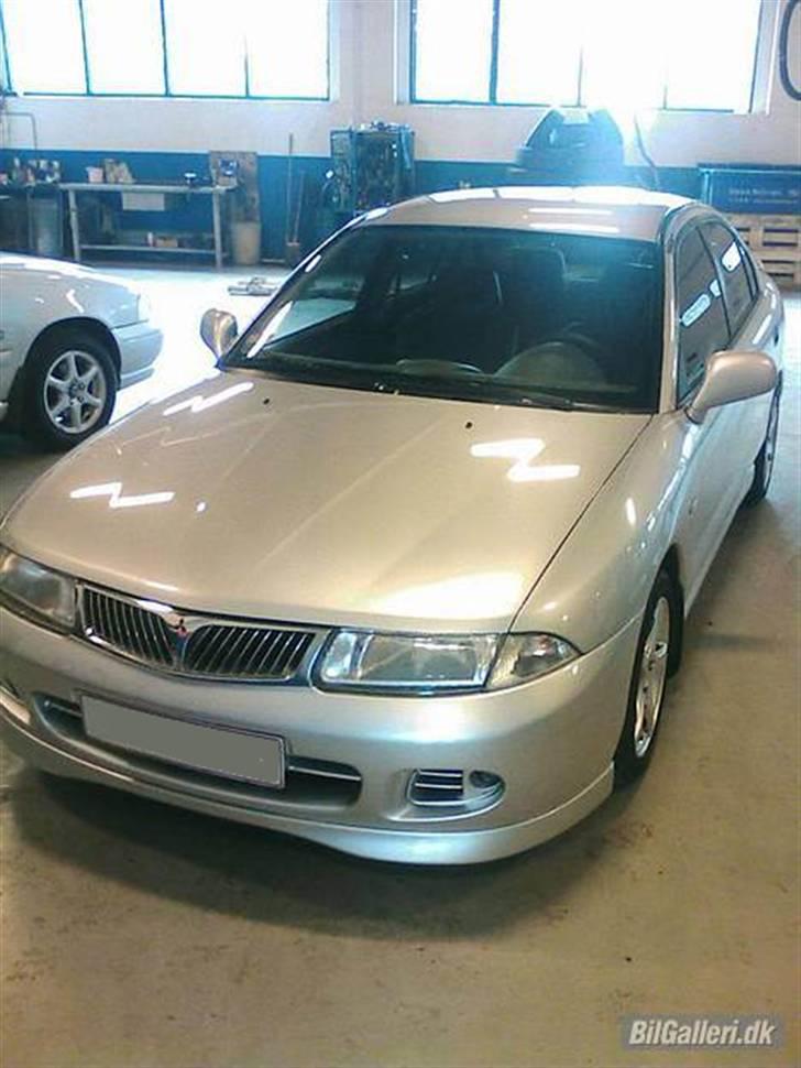Mitsubishi carisma *solgt* :( billede 1