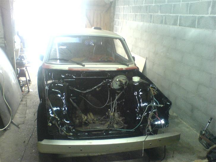 Volvo 242 solgt - så blev det sku malet billede 4