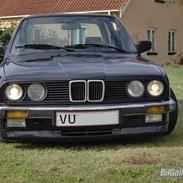 BMW 325i **SOLGT**