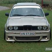 BMW E30 320i (solgt)