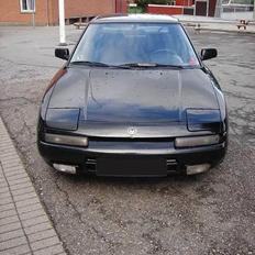 Mazda 323f "knight Rider" solgt