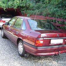 Opel vectra TOTAL SKADET