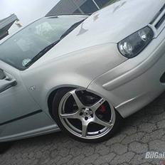 VW Golf IV *SOLGT*