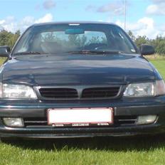 Toyota Carina E (solgt)
