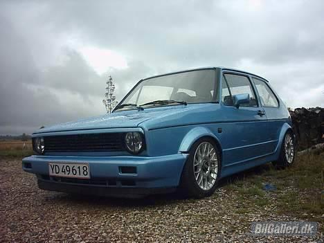 VW golf 1 "solgt" billede 2