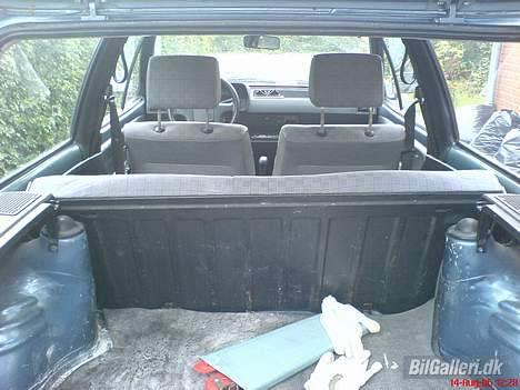 VW Polo 1,3 HIT •SOLGT• - Det rimelige pæne bagagerum billede 4