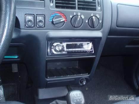 Ford escort byttet væk  - et billed af min radio billede 9