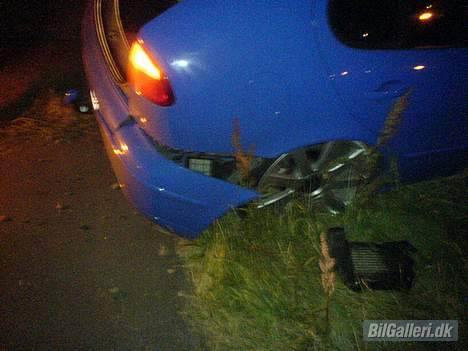 Seat Leon 1,9 TDI R.I.P - Sådan ser det ud når man holder i grøften....! billede 16