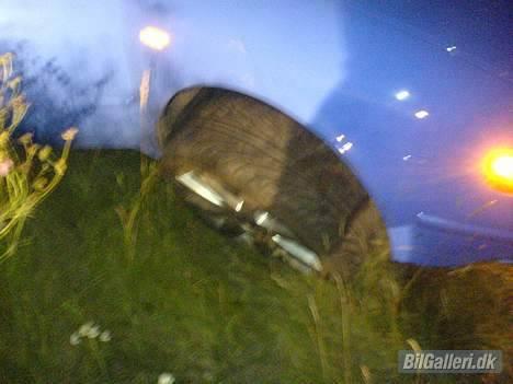 Seat Leon 1,9 TDI R.I.P - Sådan ser det ud når man holder i grøften....! billede 17