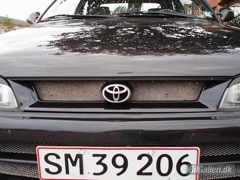 Toyota corolla solgt - frontgitter billede 13