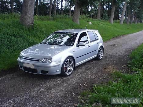 VW Golf IV *SOLGT* billede 8