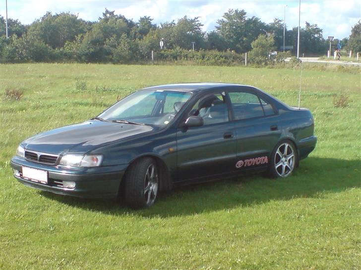 Toyota Carina E (solgt) - ny poleret  billede 2