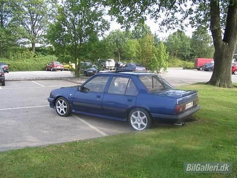 Opel ascona 2,0 GT solgt billede 3