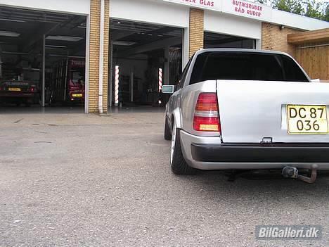 Mercedes Benz 124  pick up  billede 13
