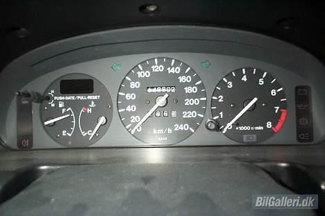 Mazda MX3    "solgt" billede 13