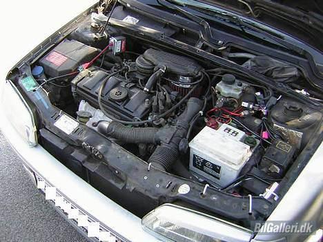 Peugeot 106 XS *SOLGT* billede 14