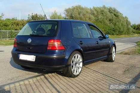 VW Golf IV *SOLGT* billede 4