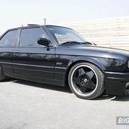 BMW E30 325i - Solgt