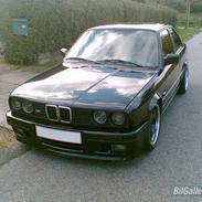 BMW E30 325i - Solgt