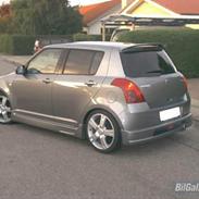 Suzuki Swift ( SOLGT )