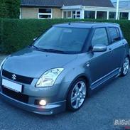 Suzuki Swift ( SOLGT )