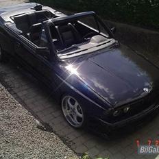 BMW 325i cabriolet