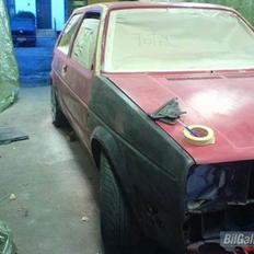 VW Golf 2...1.8 .......solgt