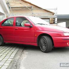 Alfa Romeo 146  L+