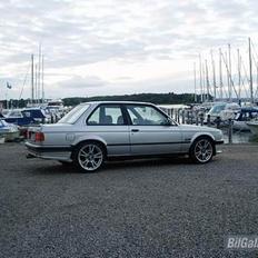 BMW 320i Solgt