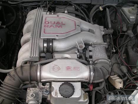 Opel Omega a 2,6 (solgt) - Opel.... billede 2