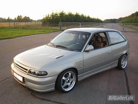 Opel astra gsi 2,0 8v SOLGT billede 10