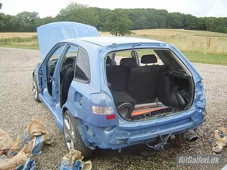 Mazda Aqua 323F BJ solgt - ja det var sku et stort arbejde billede 19