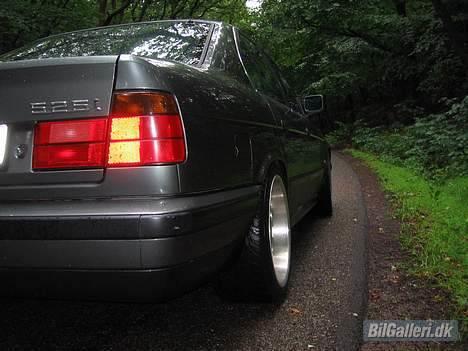 BMW 525I Solgt! billede 3