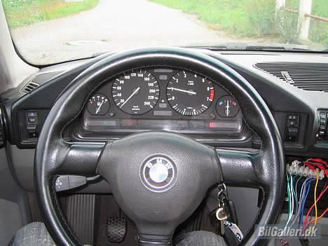 BMW 525I Solgt! - Arbejdspladsen billede 18