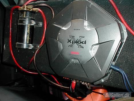 Skoda Favorit - Wee så er der dømt ny forstærker. billede 17