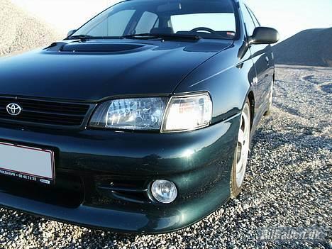 Toyota Carina E 1,6 20v *Solgt* billede 2