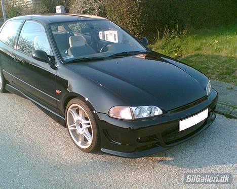 Honda Civic (Solgt) :'( - Taget med mobil´en billede 3