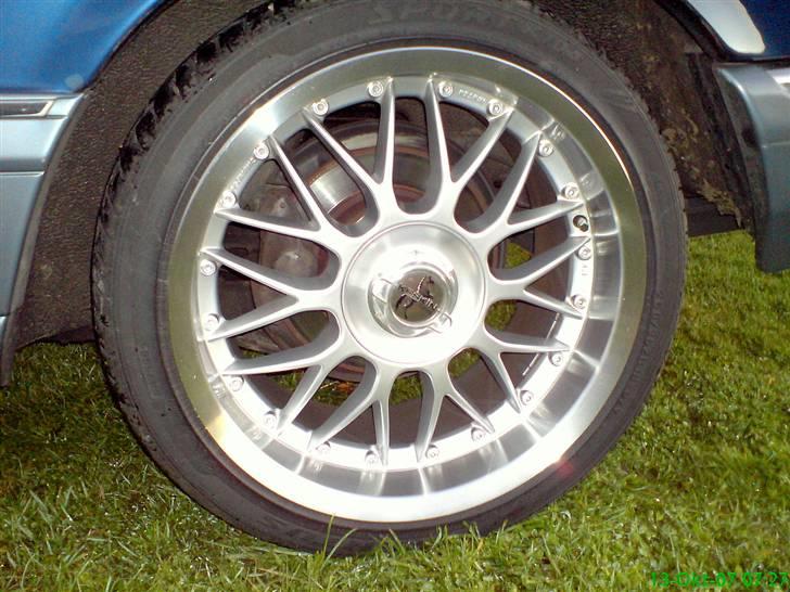 Mercedes Benz W126. - 560 SEC.  - Nye alufælge Keskin KT4 - 9,5"X18" , en rigtig klasikker fælge. billede 10