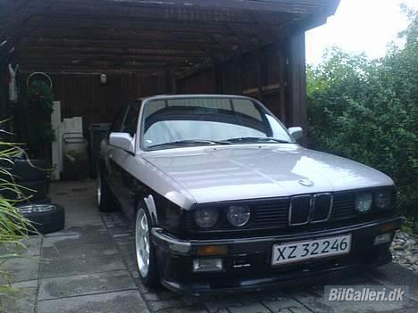 BMW 325i SOLGT billede 12