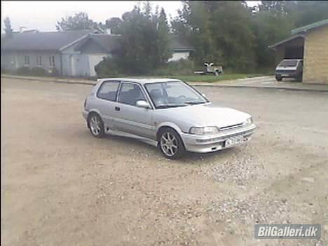 Toyota Corolla XL *SOLGT* - taget med mobilen billede 12