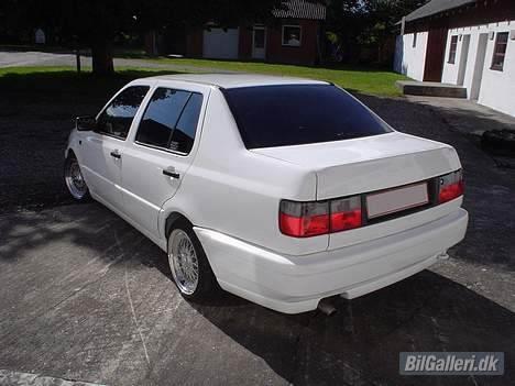 VW Vento TDI GL *Solgt!* billede 9