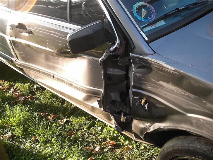 VW Santana solgt billede 15