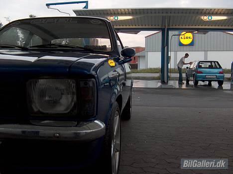 Opel kadett c - ude og vaske biler. billede 5