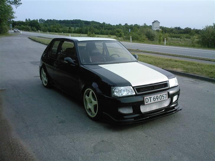 Peugeot 205 1.6 GTI  billede 1
