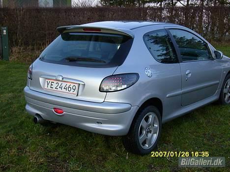 Peugeot 206 XR 1,6 solgt billede 3