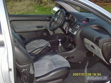 Peugeot 206 XR 1,6 solgt billede 4